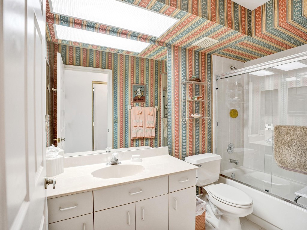 5790 Coach House Cir C