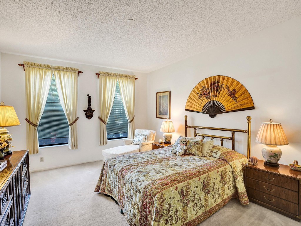 5790 Coach House Cir C