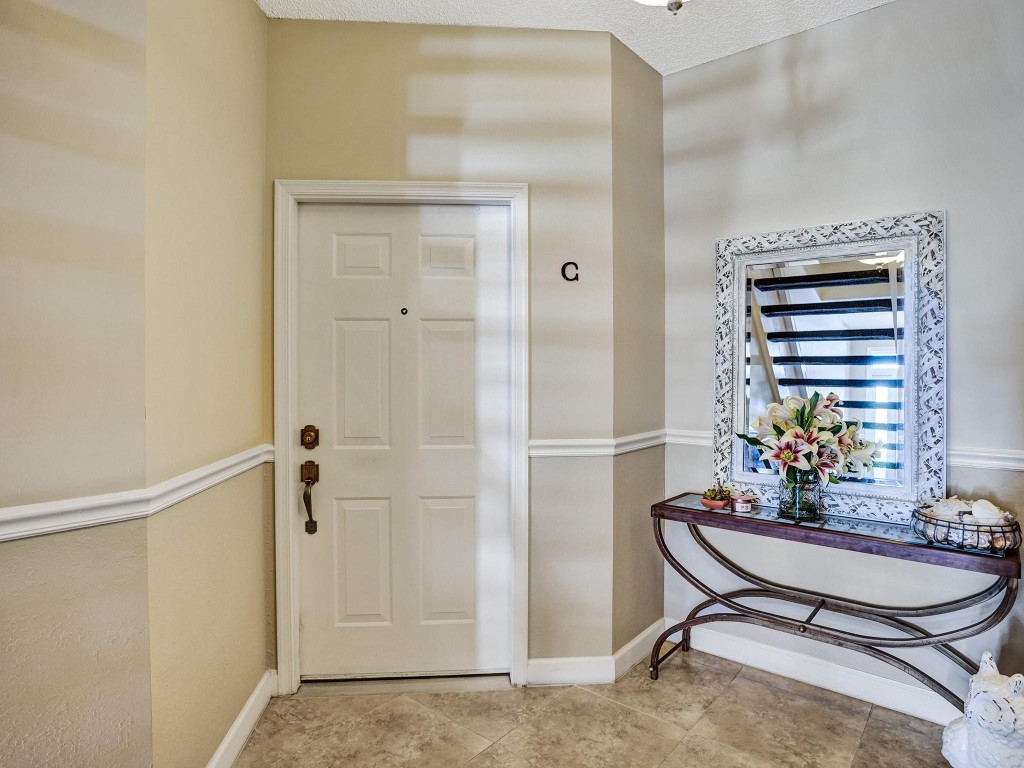 5790 Coach House Cir C