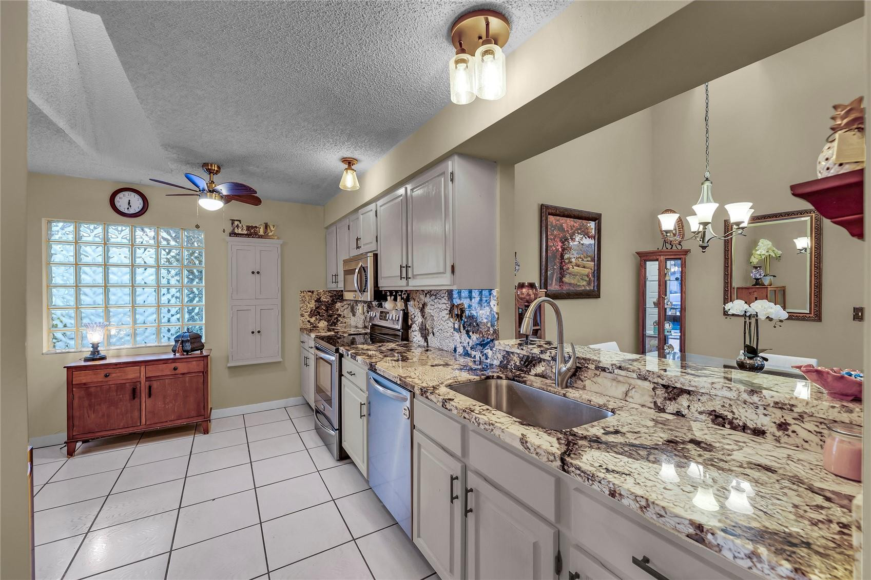 11684 NW 19 Drive 11684