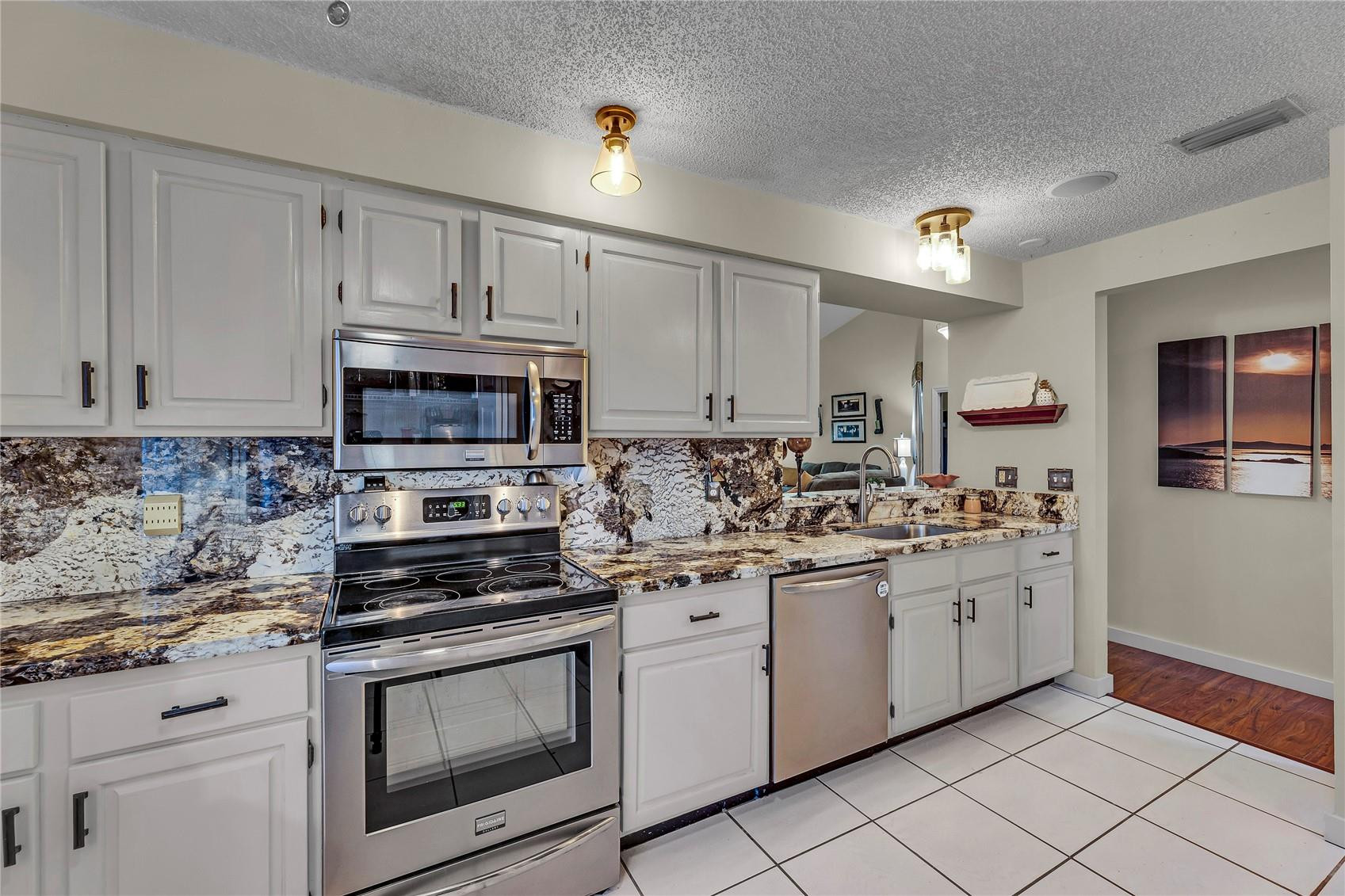 11684 NW 19 Drive 11684