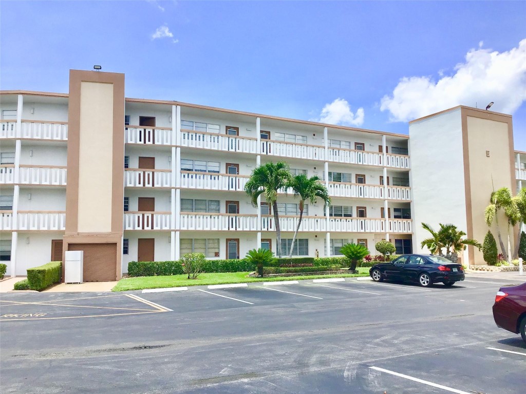 2095 Cornwall 2095, Boca Raton Unit: 2095