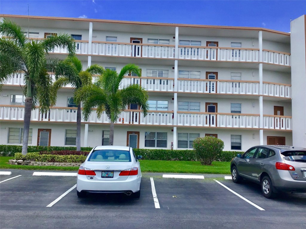 2095 Cornwall 2095, Boca Raton Unit: 2095