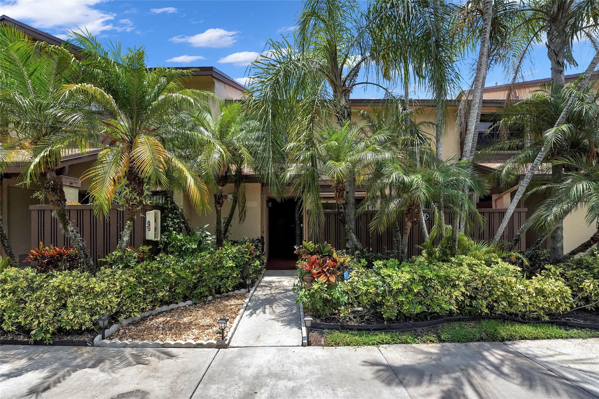 3961 Cocoplum Cir 3662