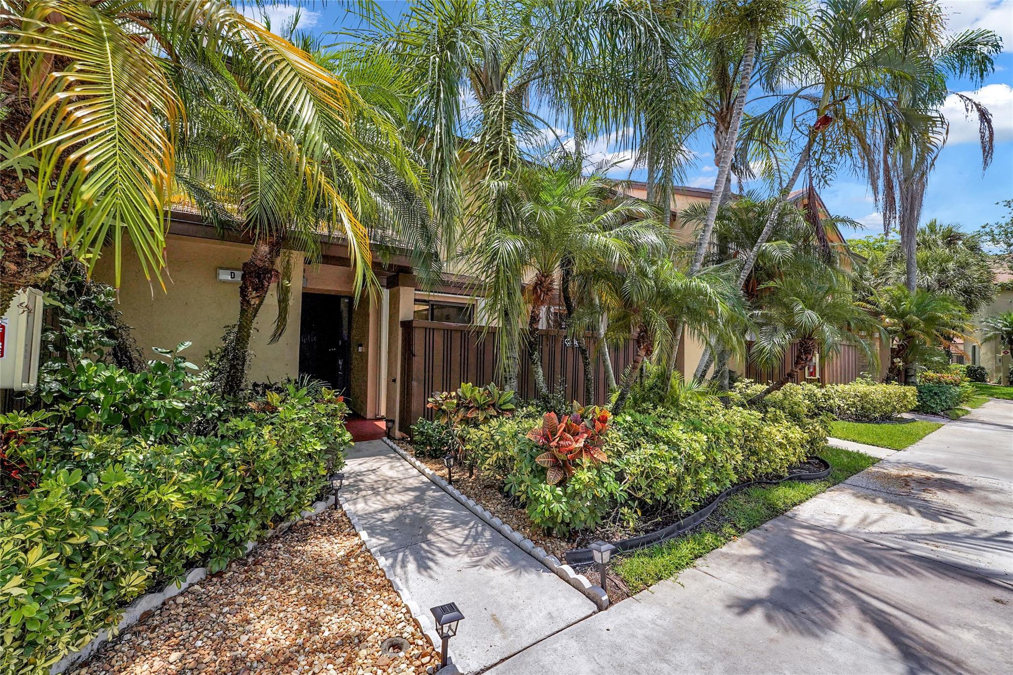 3961 Cocoplum Cir 3662