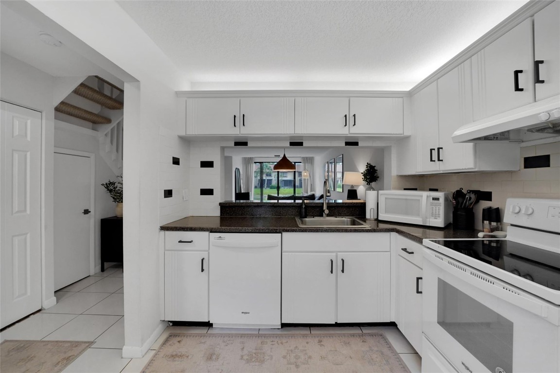 3961 Cocoplum Cir 3662