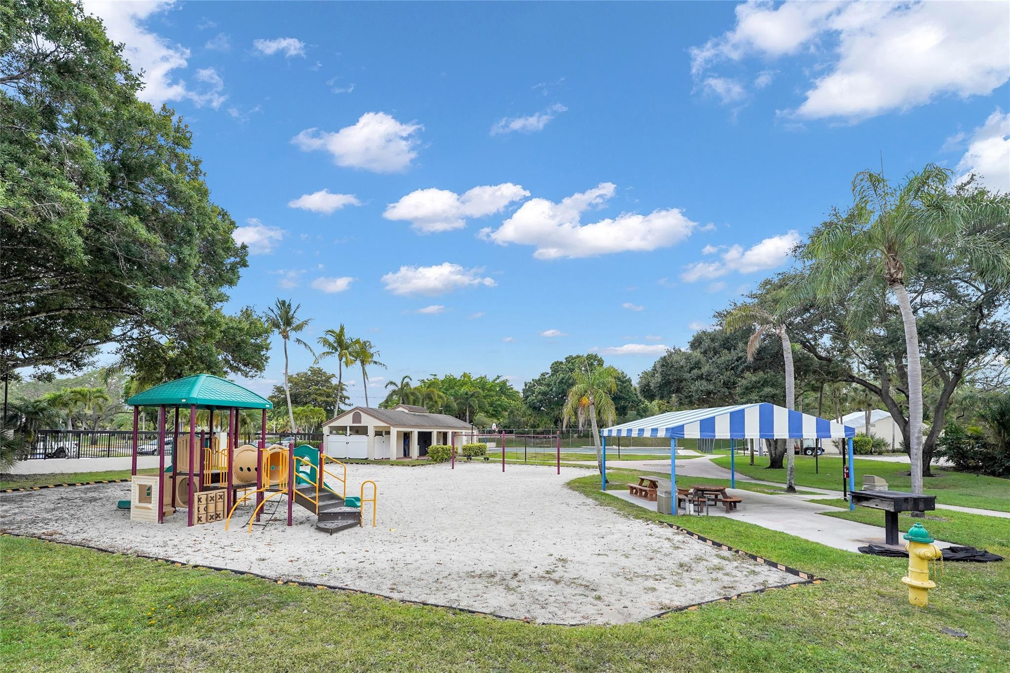 3961 Cocoplum Cir 3662