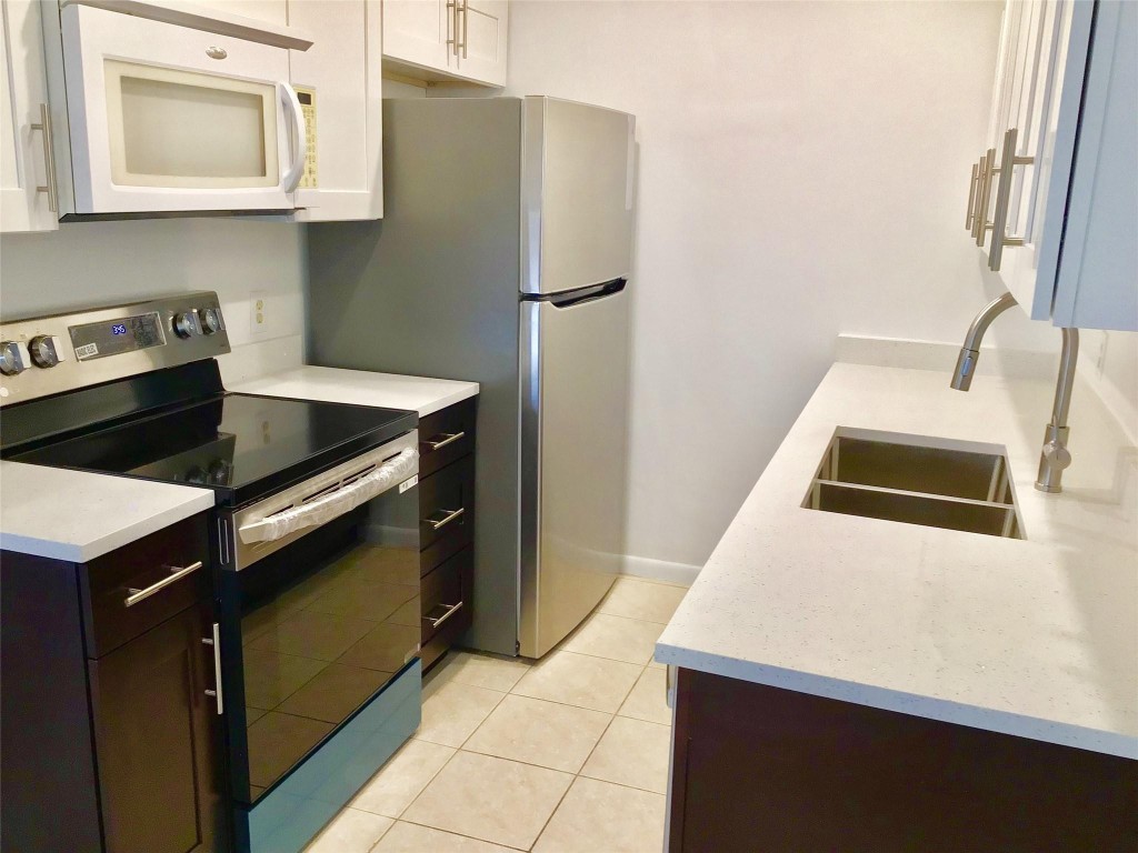 3075 Cornwall D 3075, Boca Raton Unit: 3075