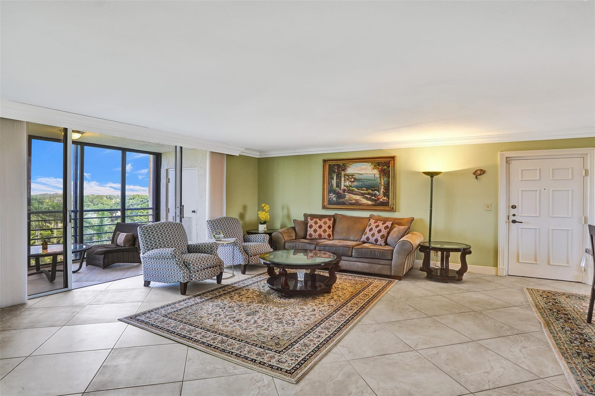 7568 Regency Lake Dr 701