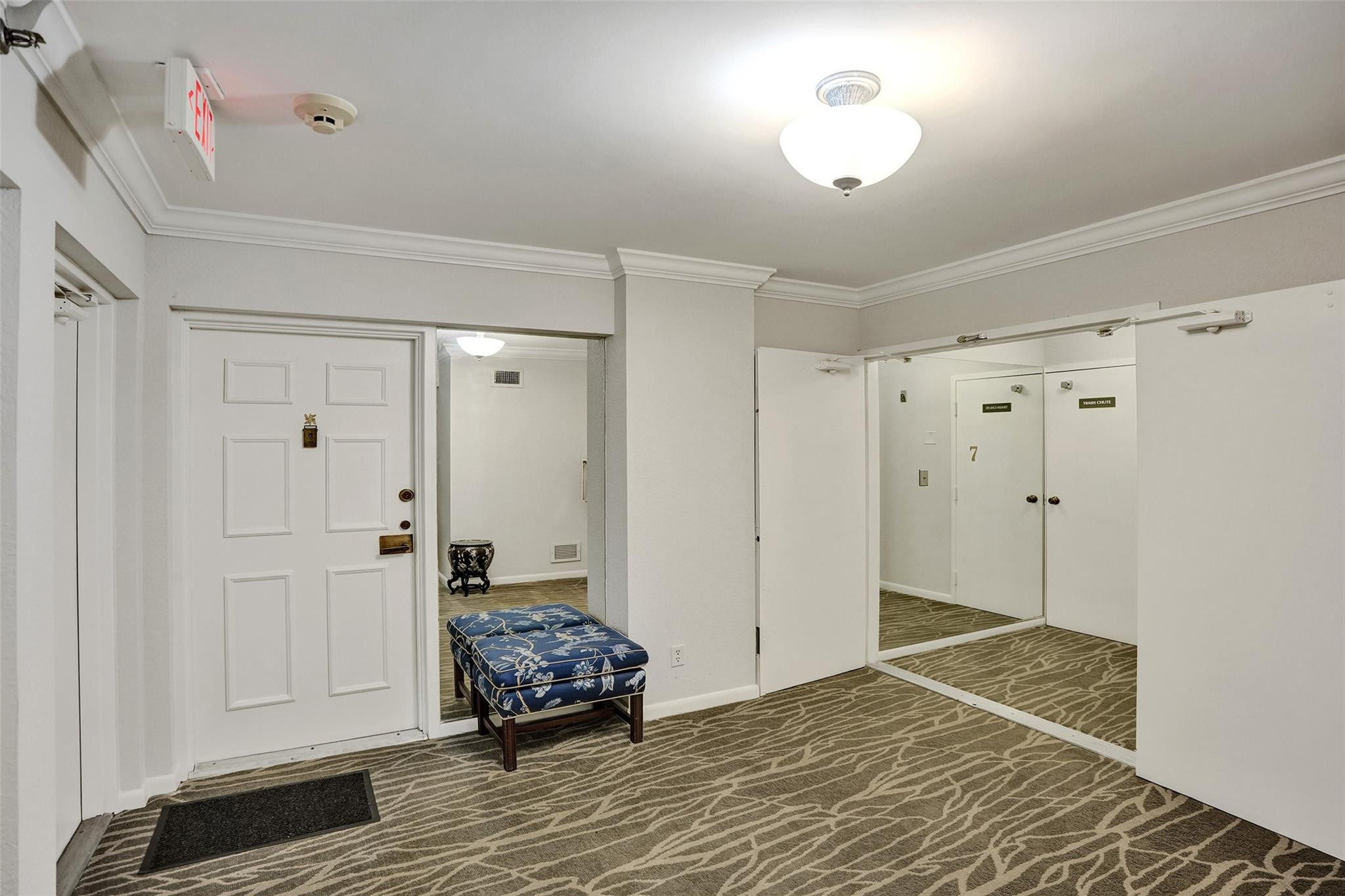 7568 Regency Lake Dr 701