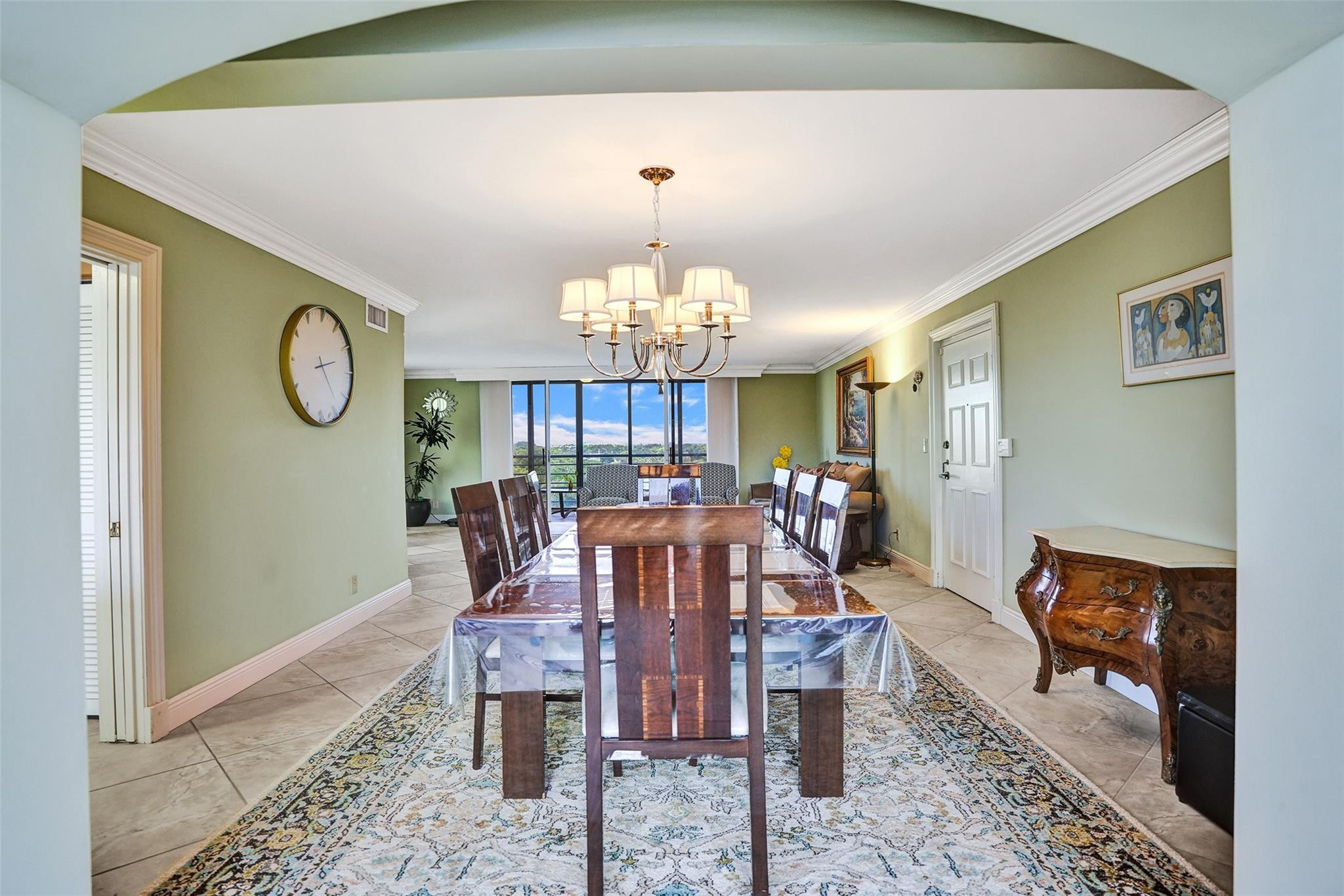 7568 Regency Lake Dr 701