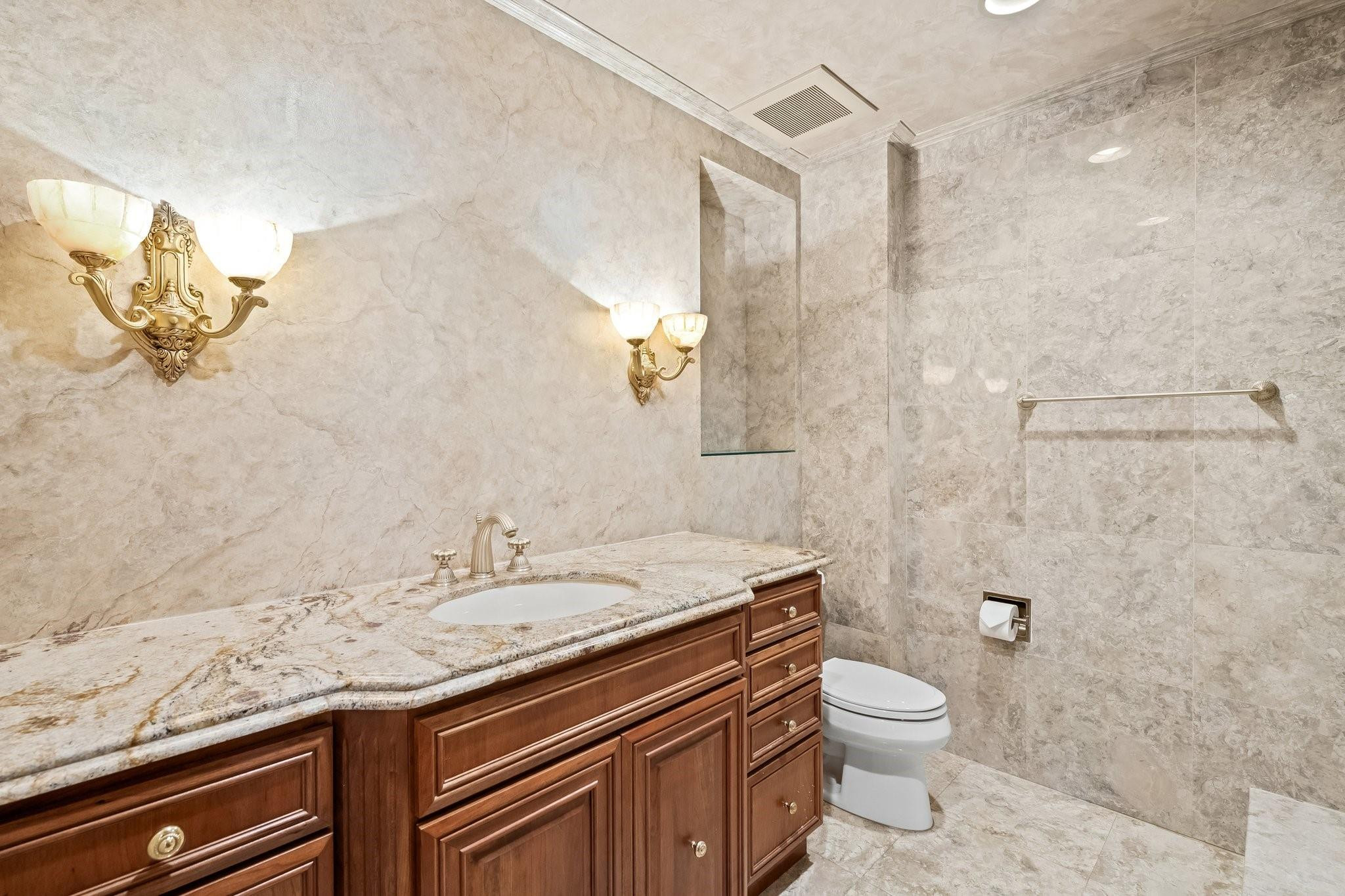 3430 Galt Ocean Dr 1711