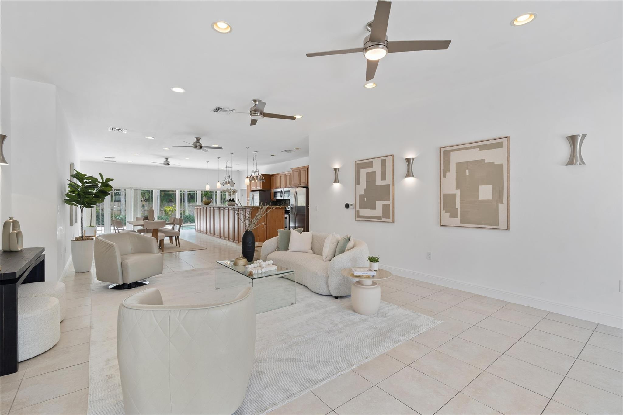 750 NW 37th St