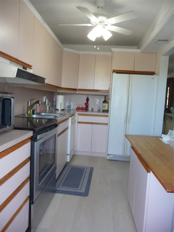 4500 N Federal Hwy 328D