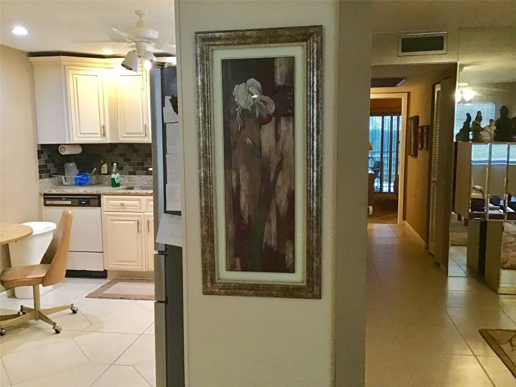 3033 Newcastle B 3033, Boca Raton Unit: 3033