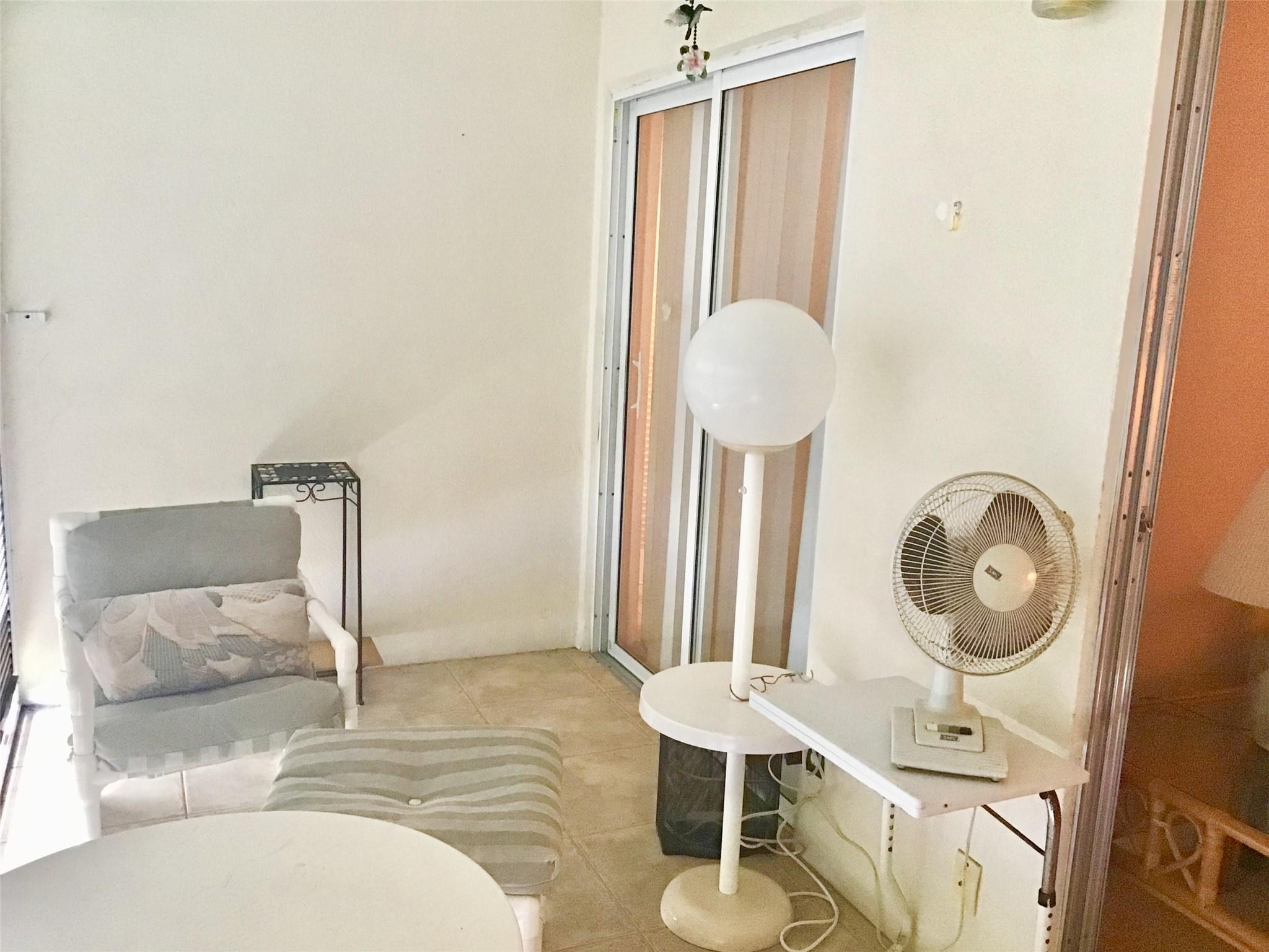 3033 Newcastle B 3033, Boca Raton Unit: 3033