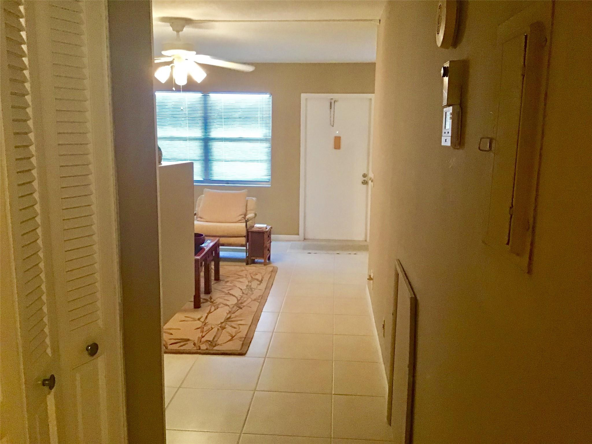 3033 Newcastle B 3033, Boca Raton Unit: 3033