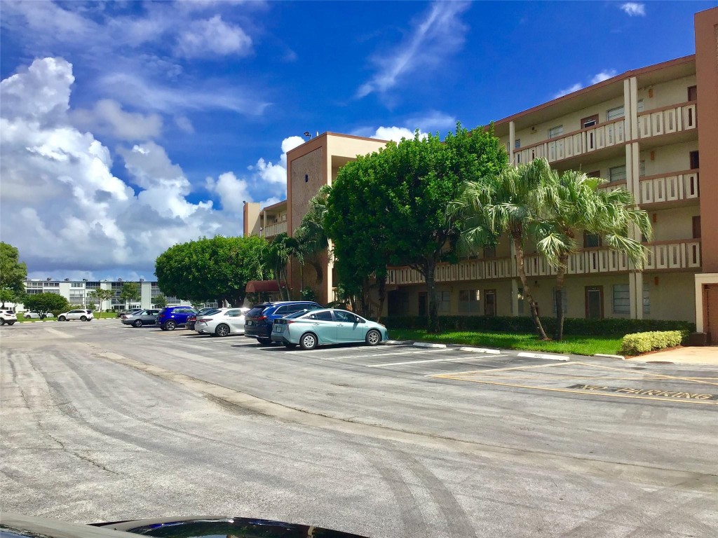 3033 Newcastle B 3033, Boca Raton Unit: 3033