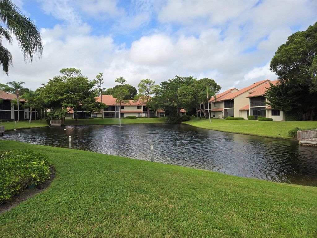 5771 Coach House Cir E