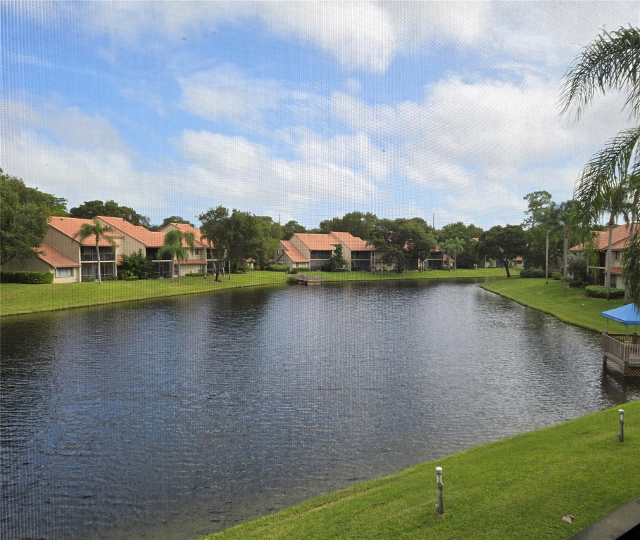 5771 Coach House Cir E