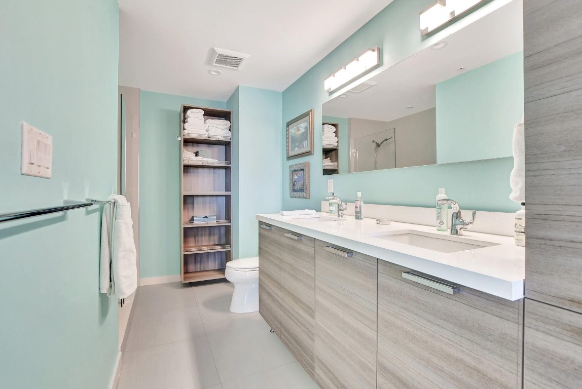 51 SE 19th Avenue #403