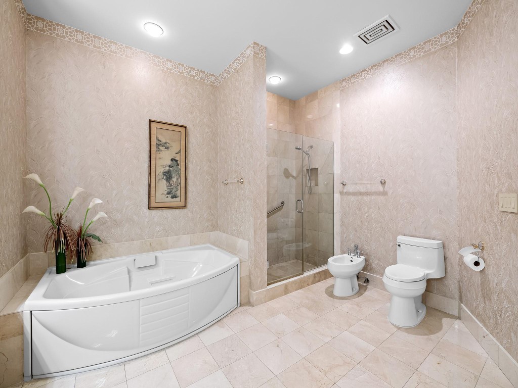 3200 N Ocean Blvd PH - 2910