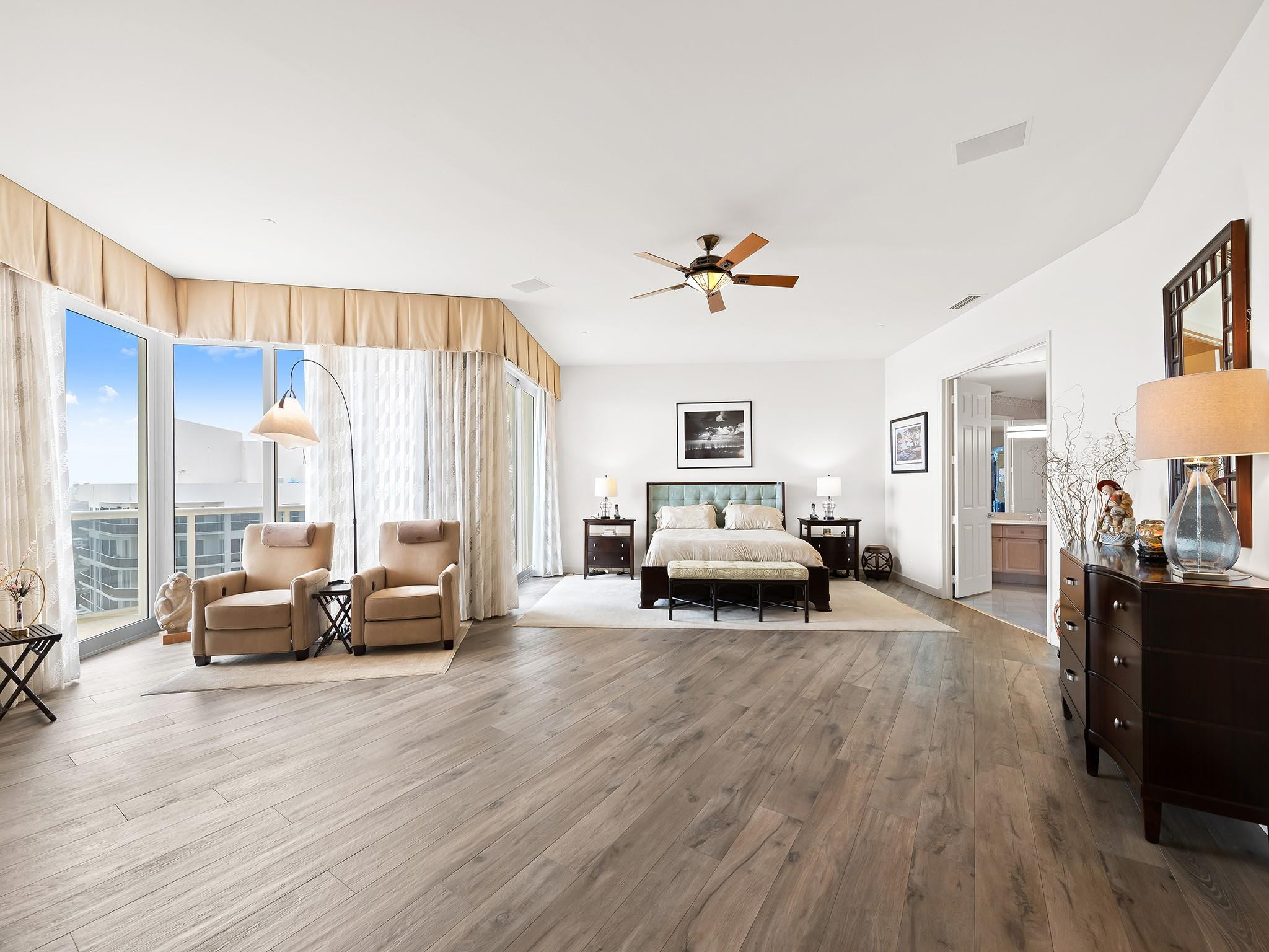 3200 N Ocean Blvd PH - 2910