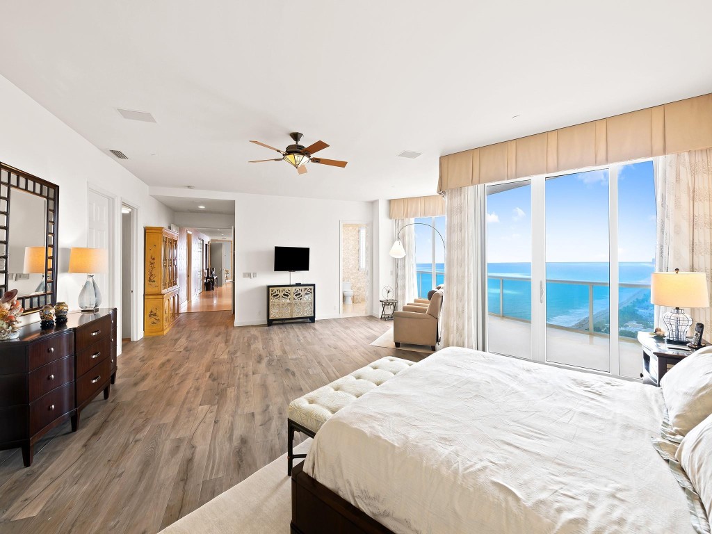 3200 N Ocean Blvd PH - 2910