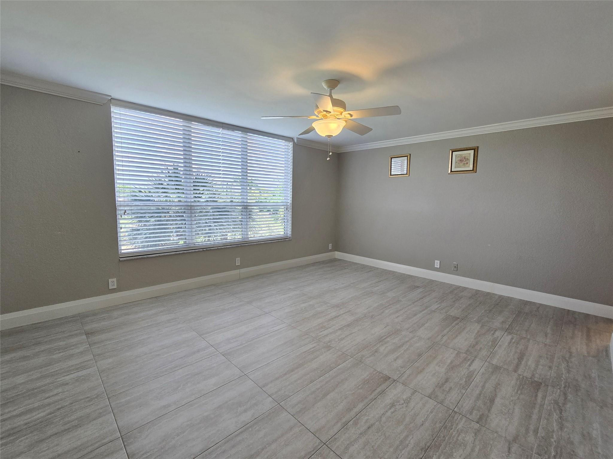 7580 Regency Lake Dr 402
