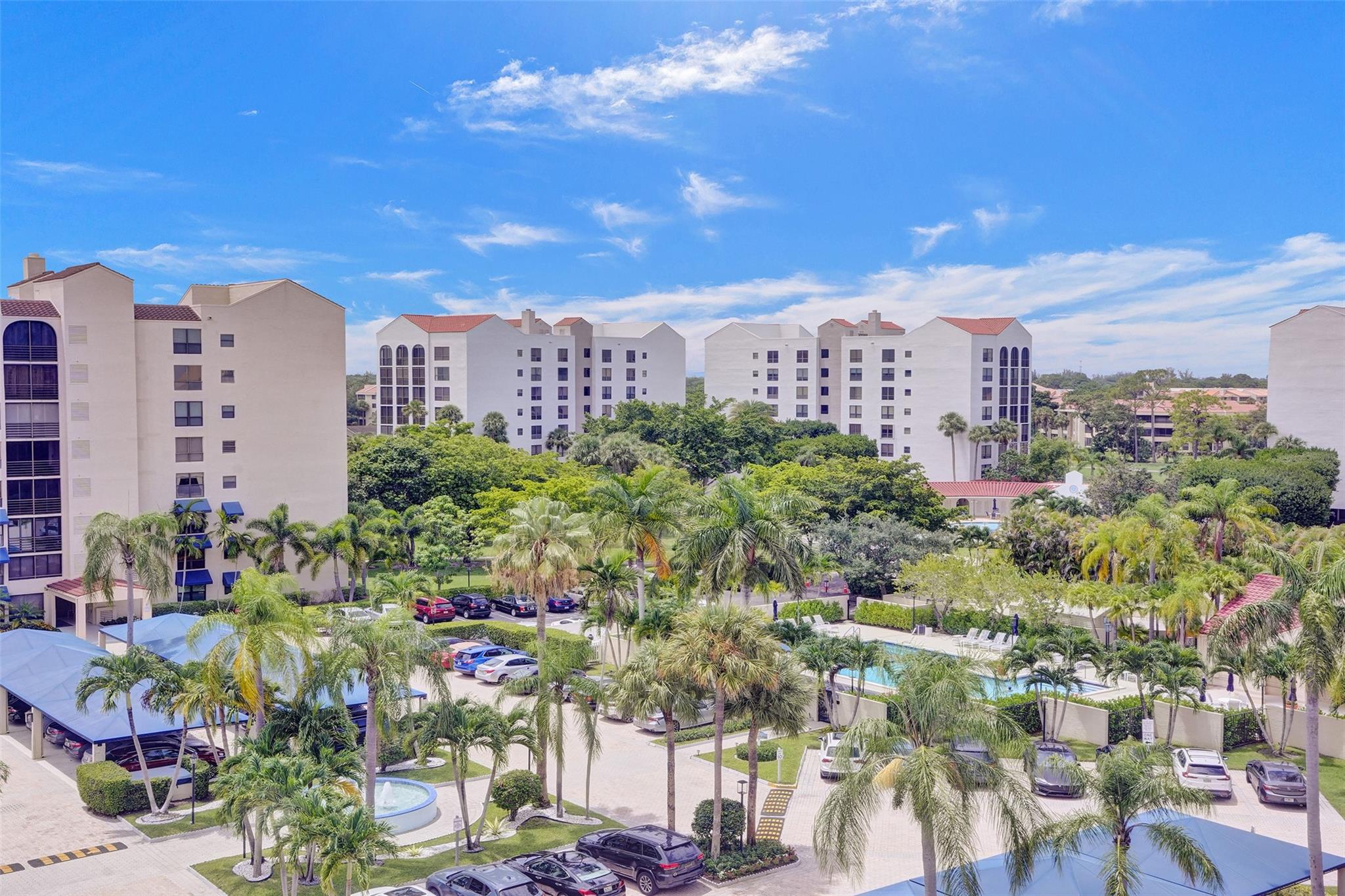 7580 Regency Lake Dr 402