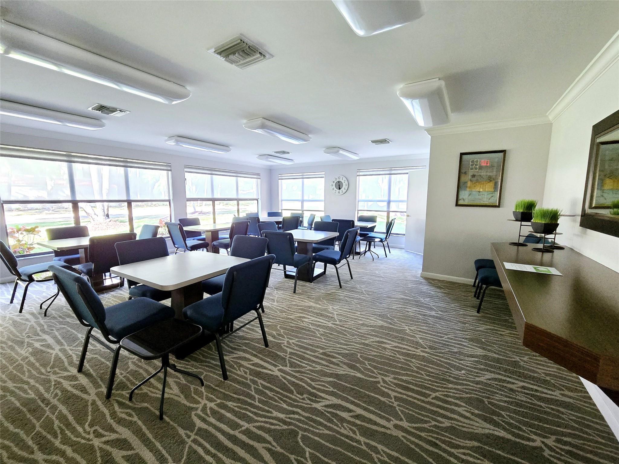 7580 Regency Lake Dr 402