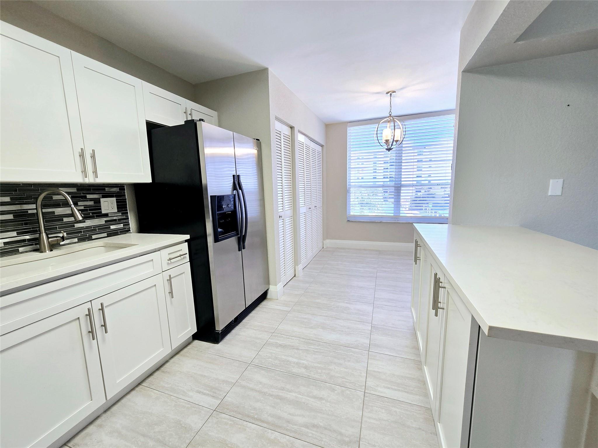 7580 Regency Lake Dr 402