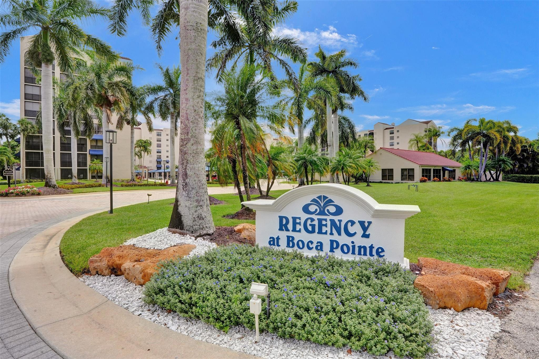 7580 Regency Lake Dr 402