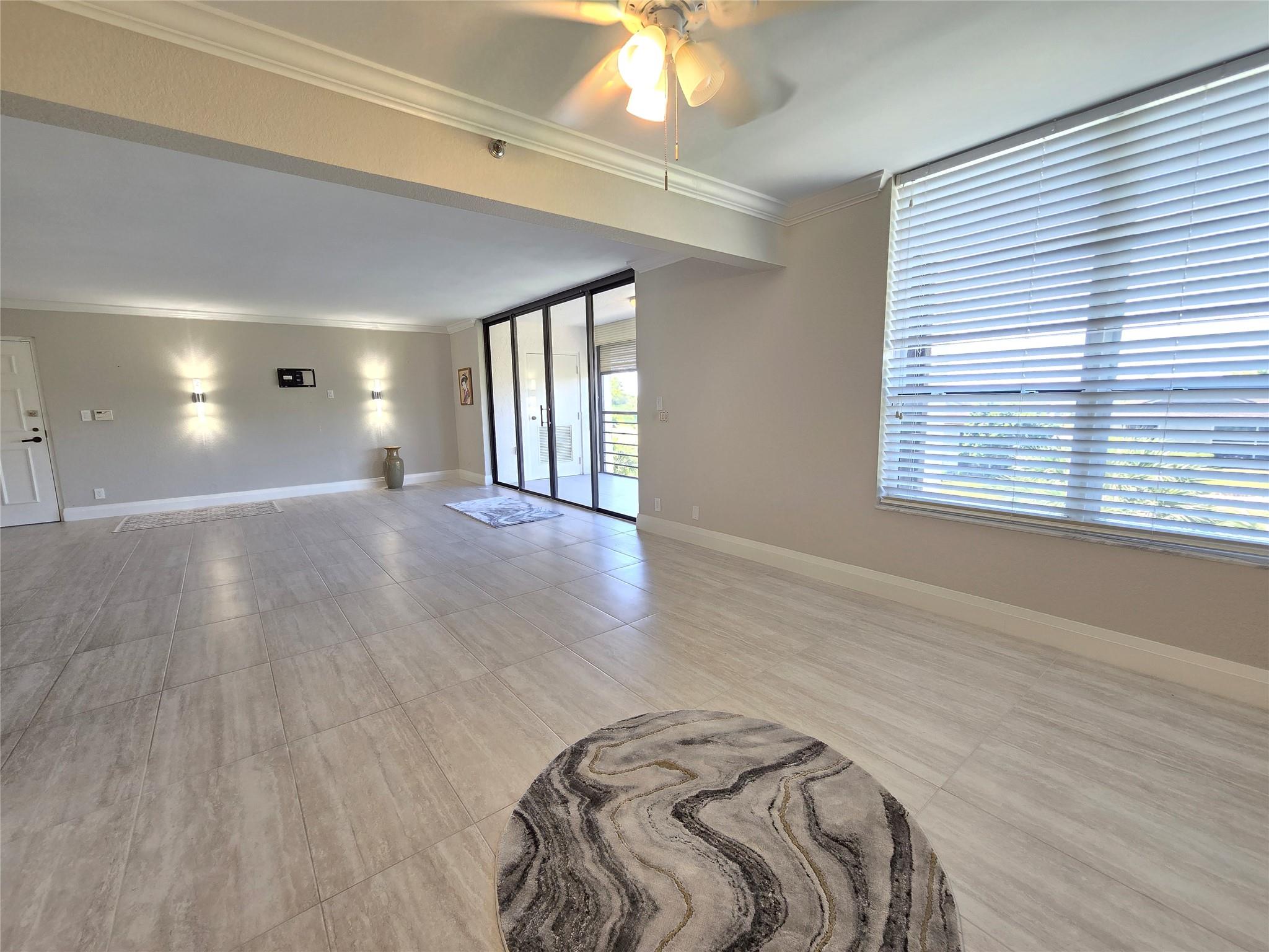 7580 Regency Lake Dr 402