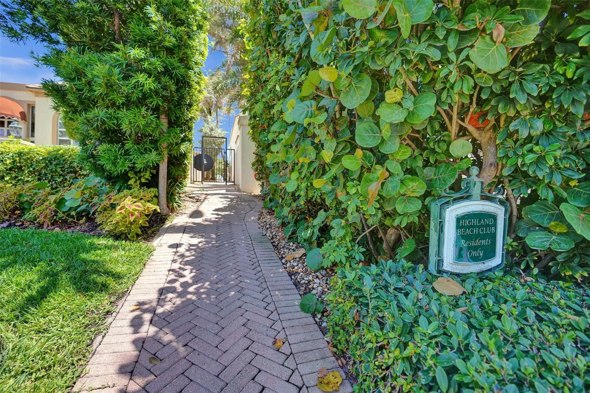 3594 S Ocean Blvd 1006