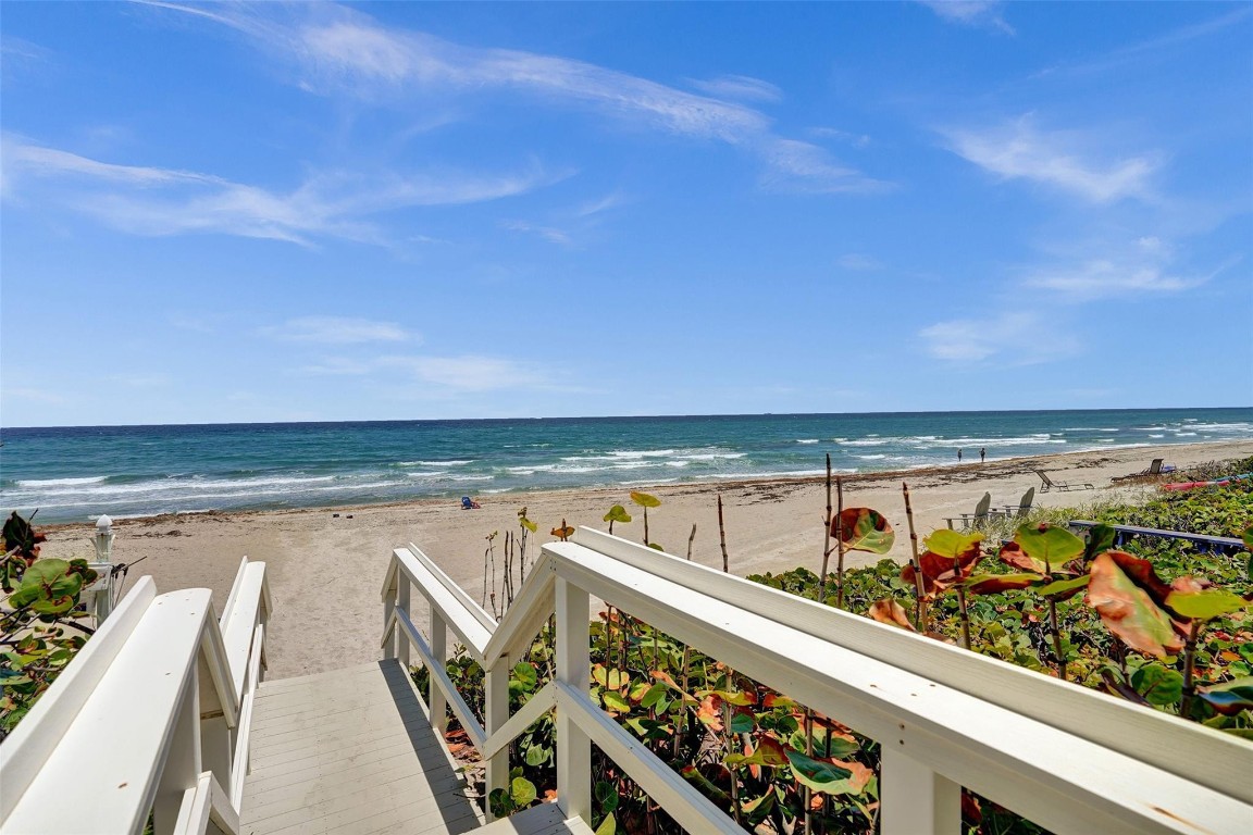 3594 S Ocean Blvd 1006