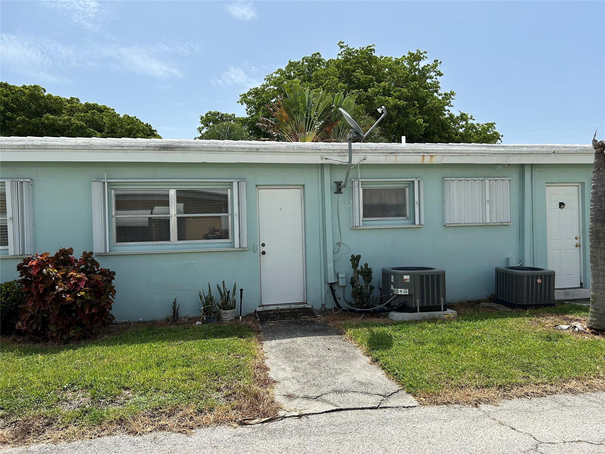 3801 NE 22nd Ter 9