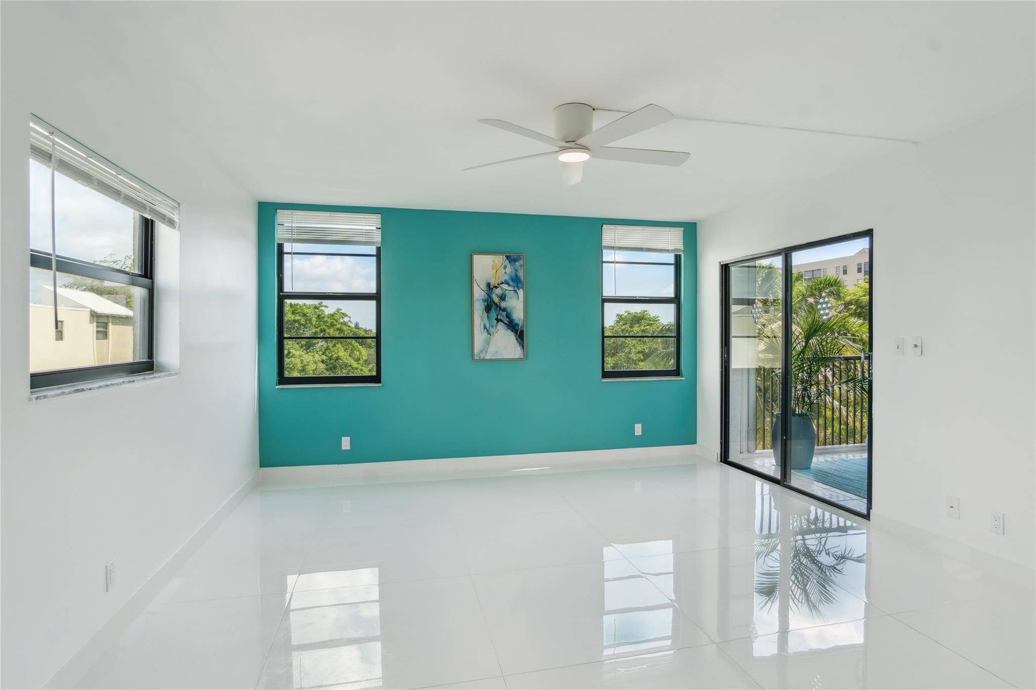 2205 S Cypress Bend Dr 501