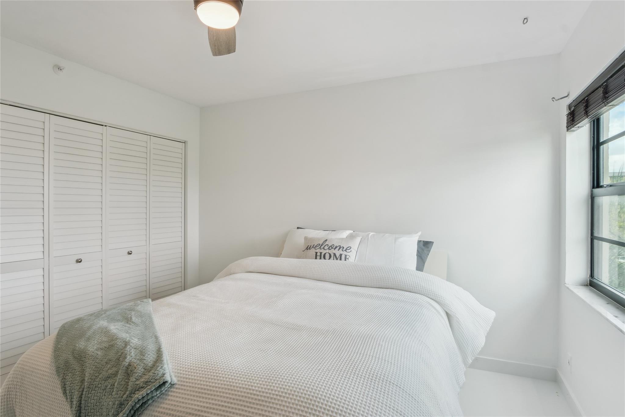 2205 S Cypress Bend Dr 501