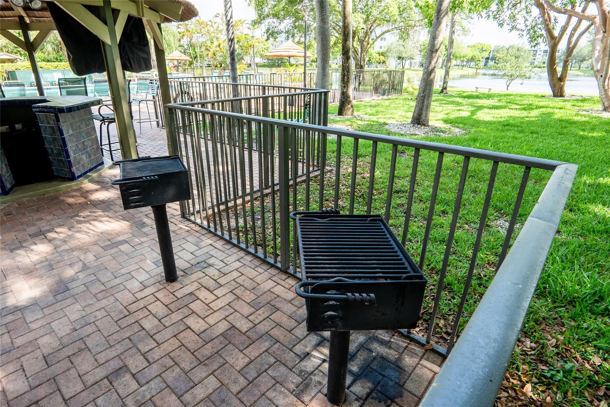 2205 S Cypress Bend Dr 501