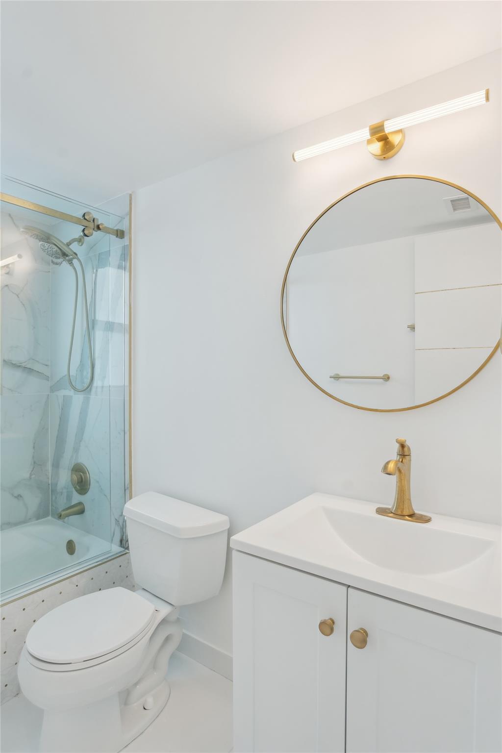 2205 S Cypress Bend Dr 501