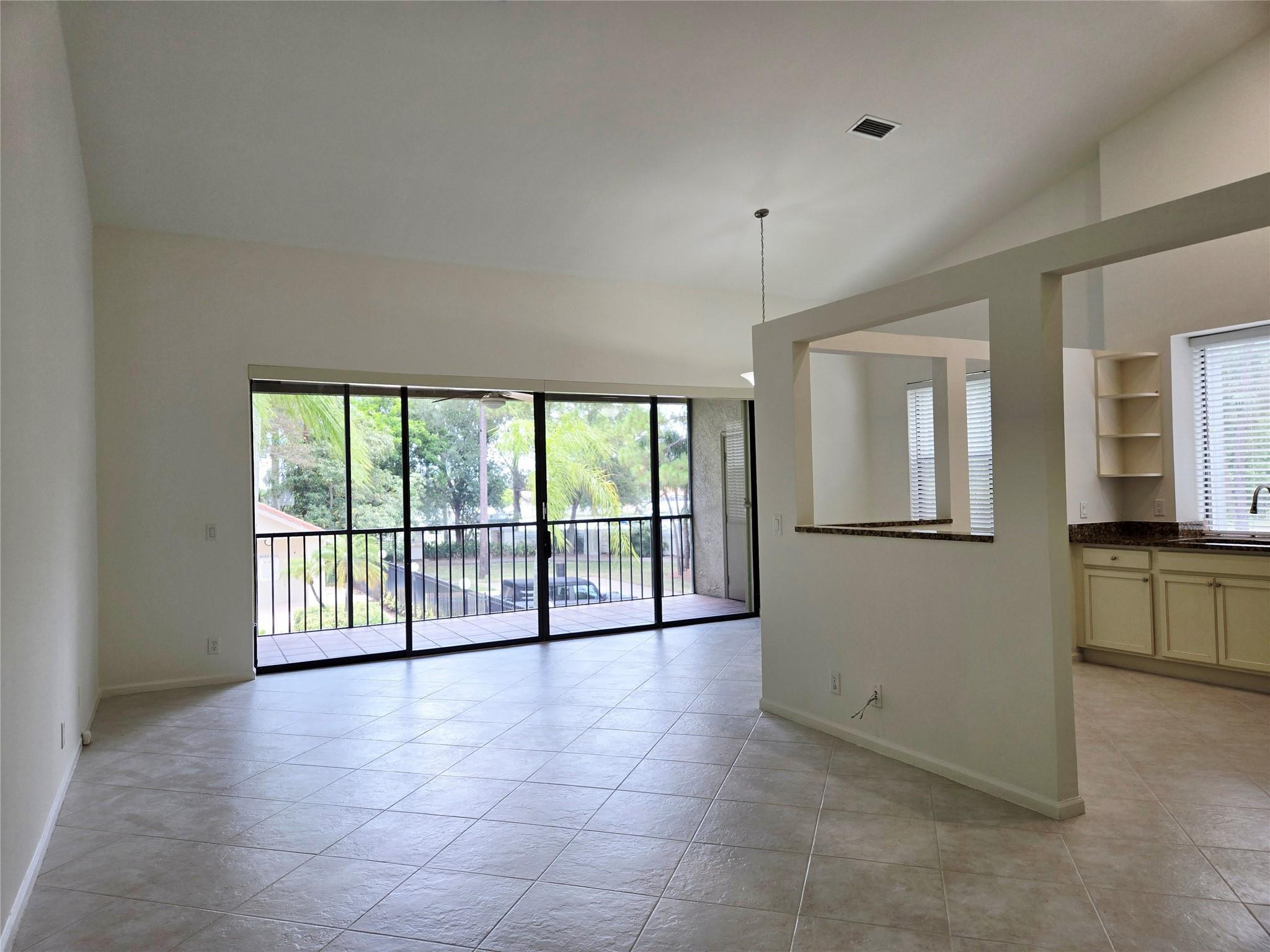 5800 Coach House Cir D