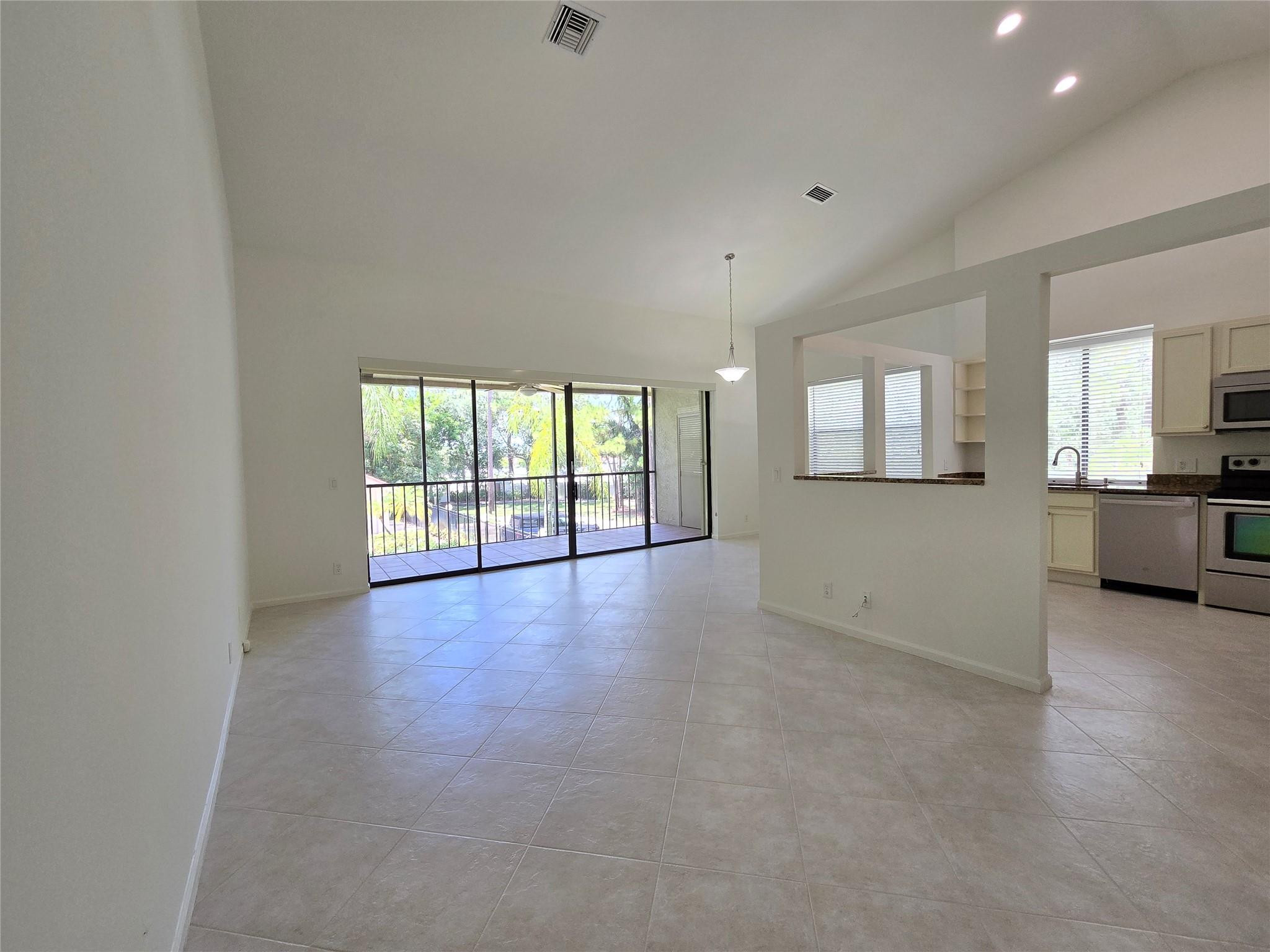 5800 Coach House Cir D