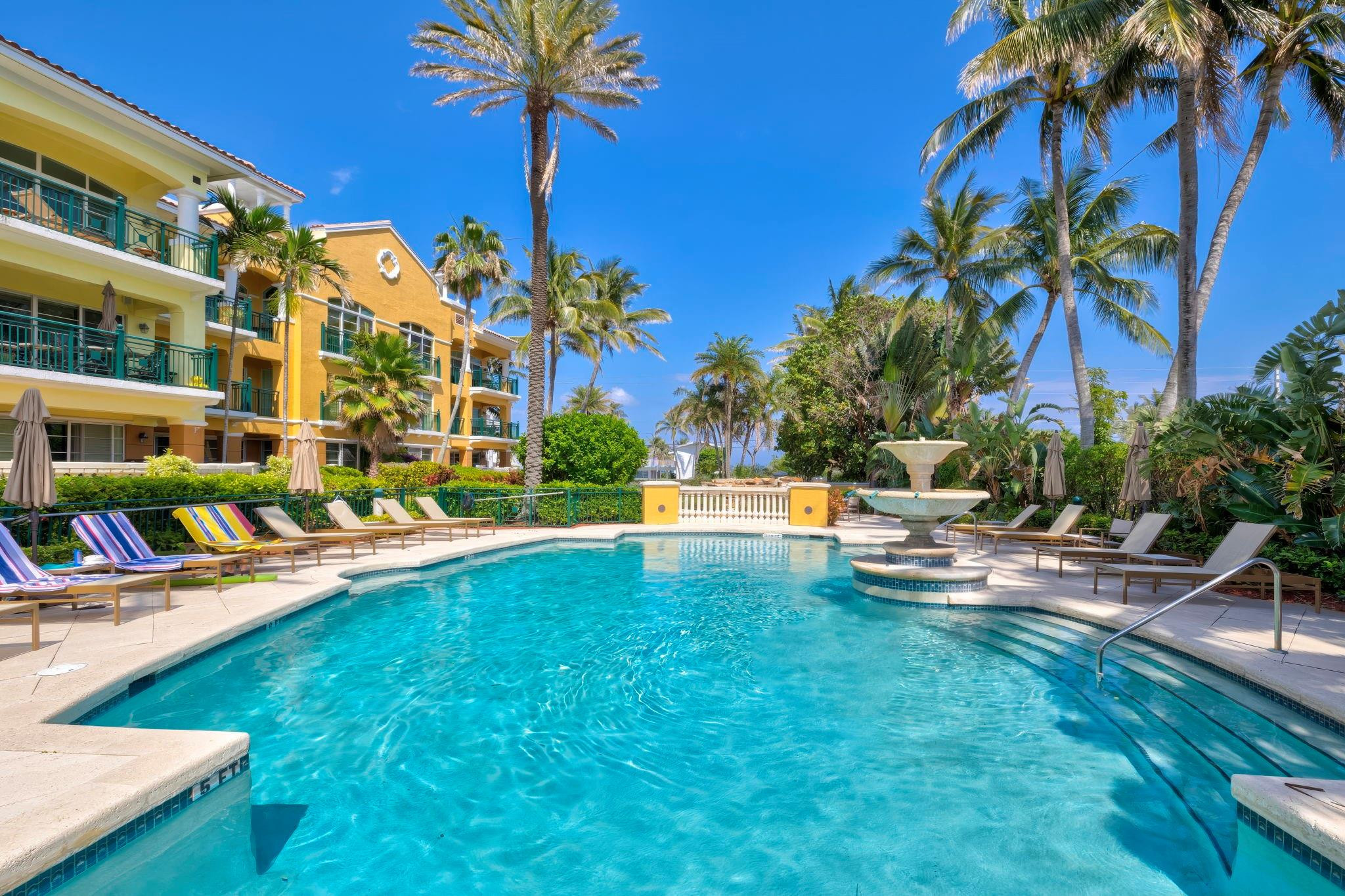 1228 Hillsboro Mile 203