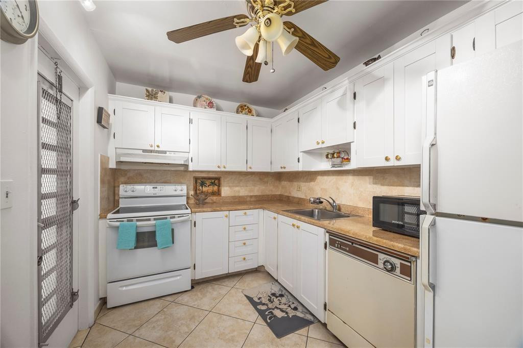 3990 NW 42nd Ave 311