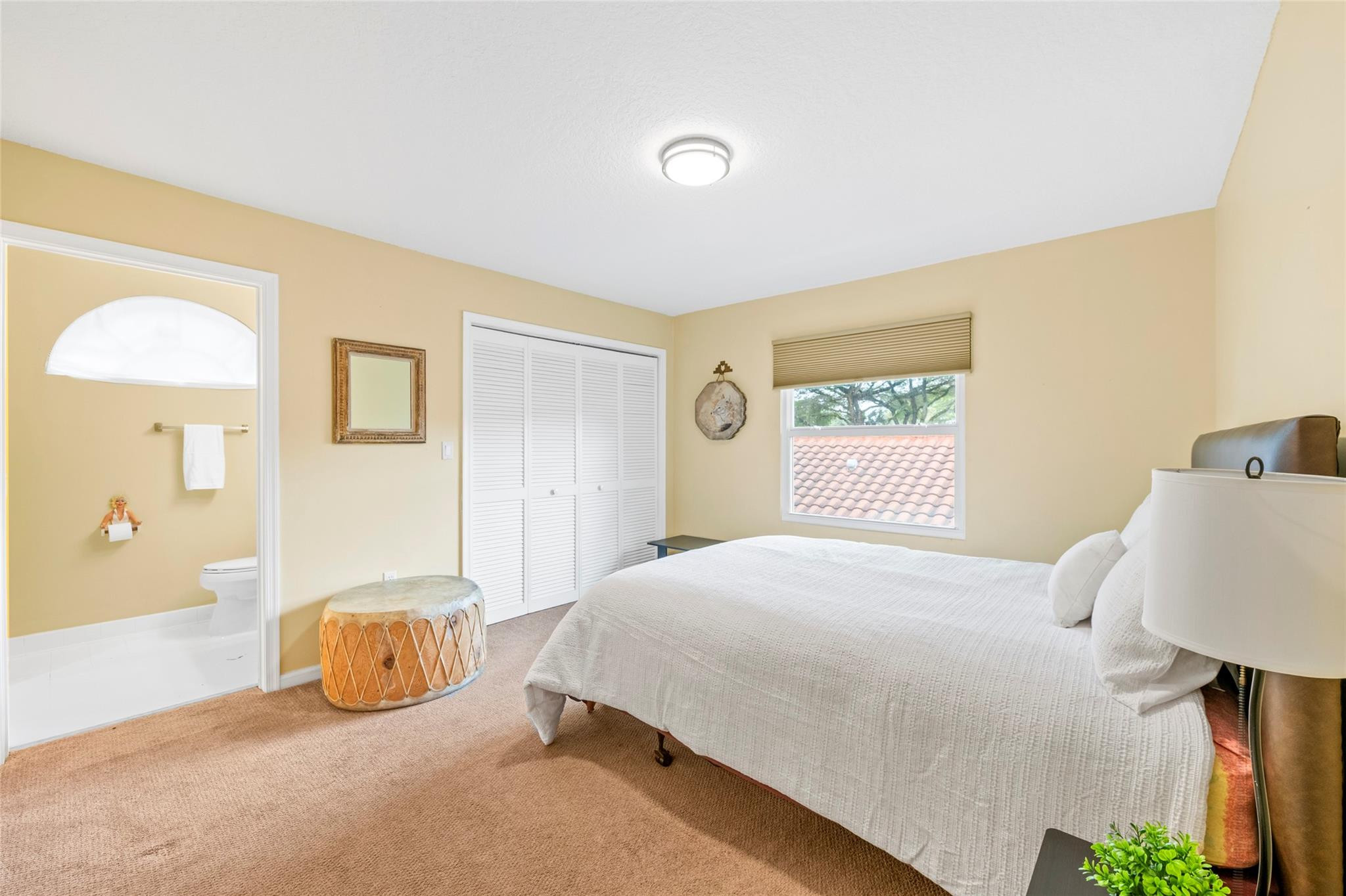 608 Misty Oaks Ln