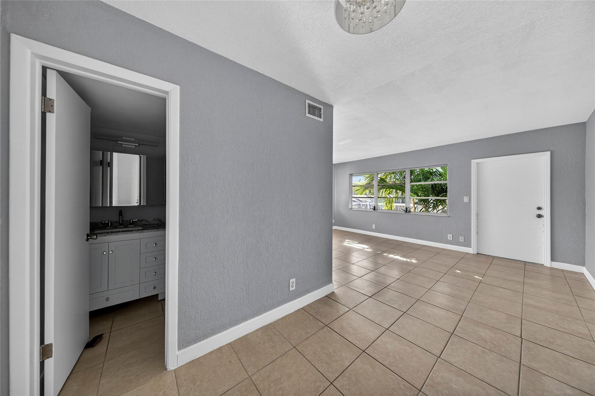 1900 NE 8th Court 308