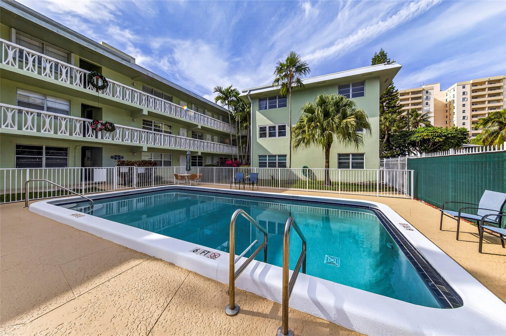1900 NE 8th Court 308