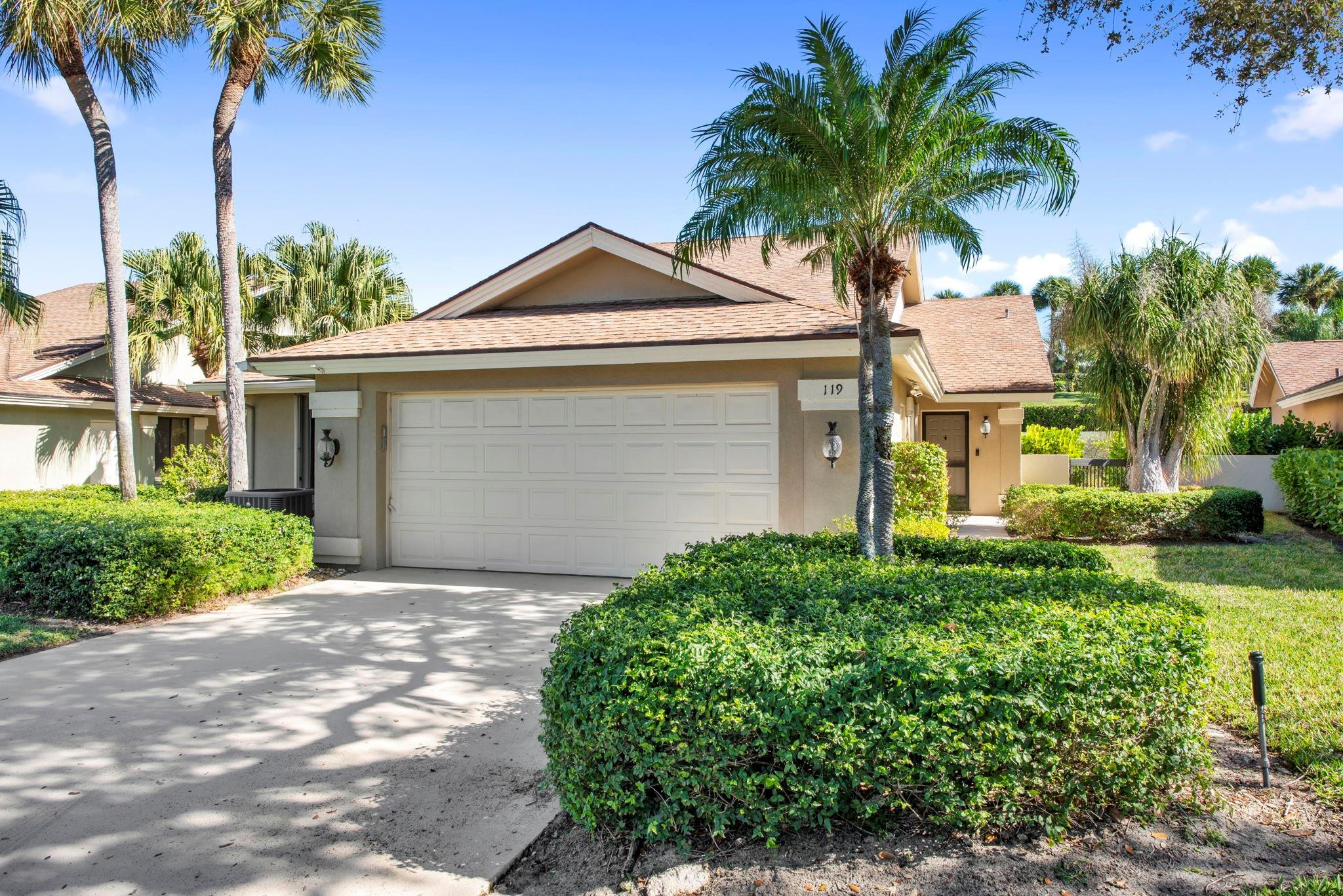 119 Beach Summit Court, Jupiter