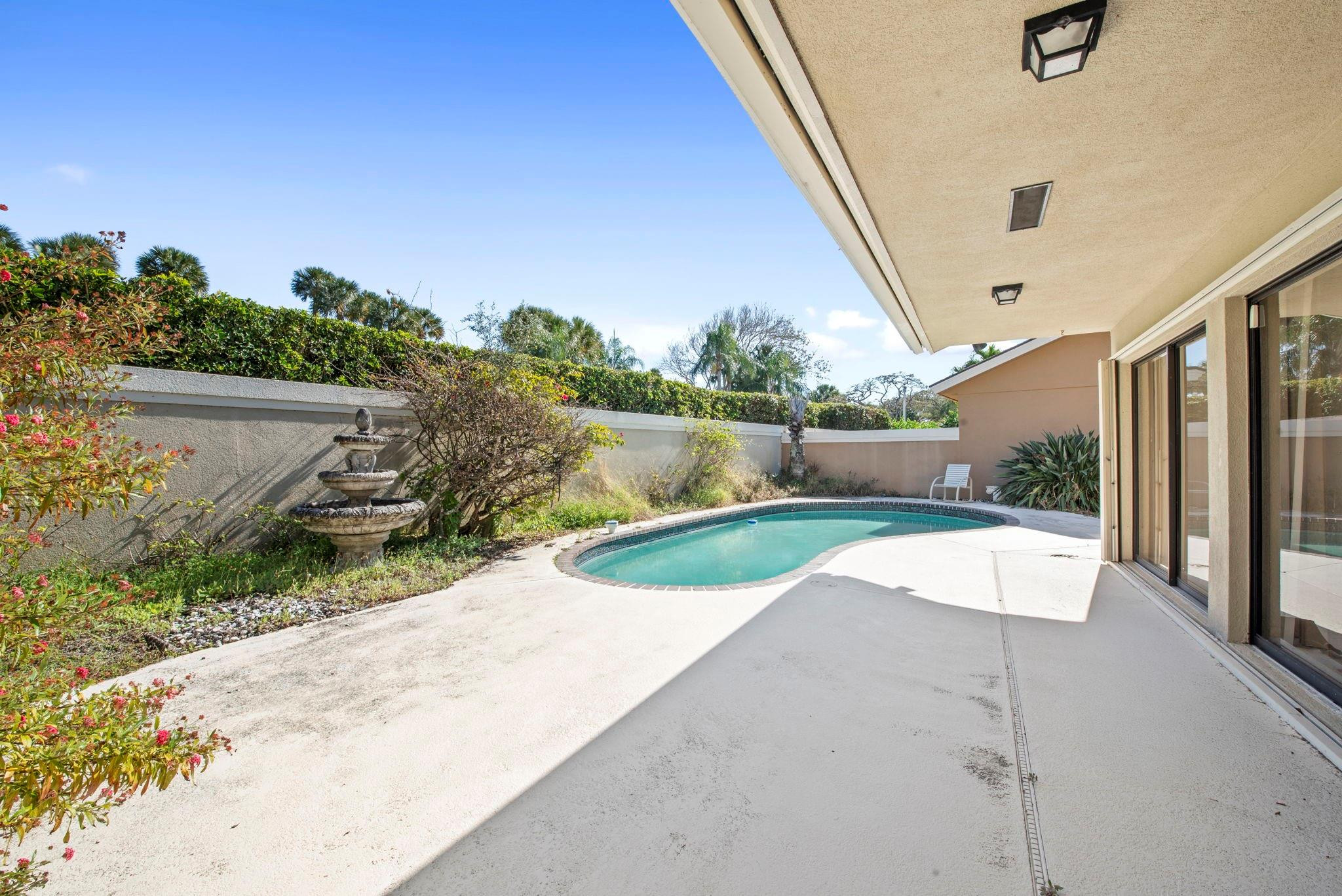 119 Beach Summit Court, Jupiter